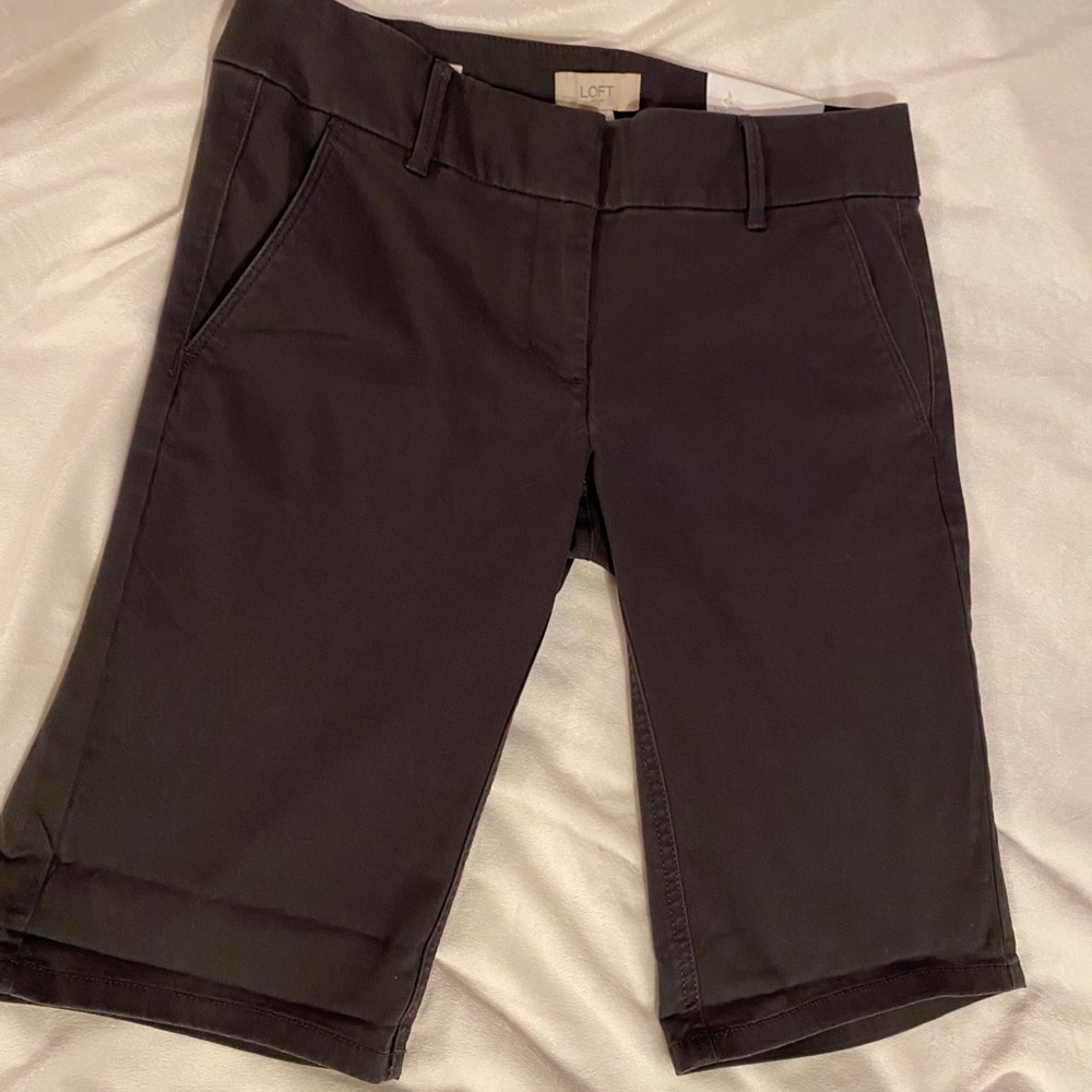 NWT ANN TAYLOR LOFT Bermuda Roll Up Shorts Size 2